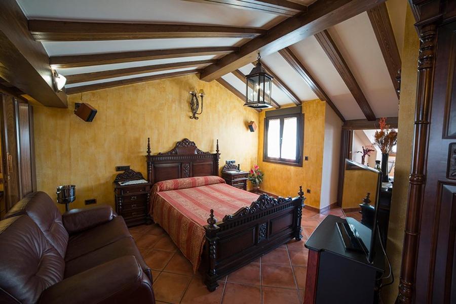 פסטרנה Hostal Rural Los Telares מראה חיצוני תמונה