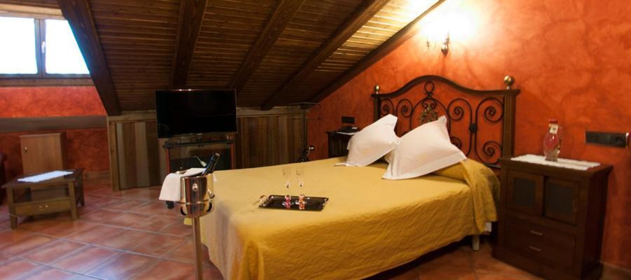 פסטרנה Hostal Rural Los Telares מראה חיצוני תמונה