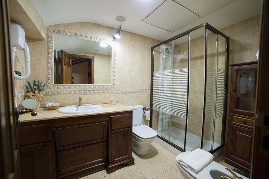 פסטרנה Hostal Rural Los Telares מראה חיצוני תמונה